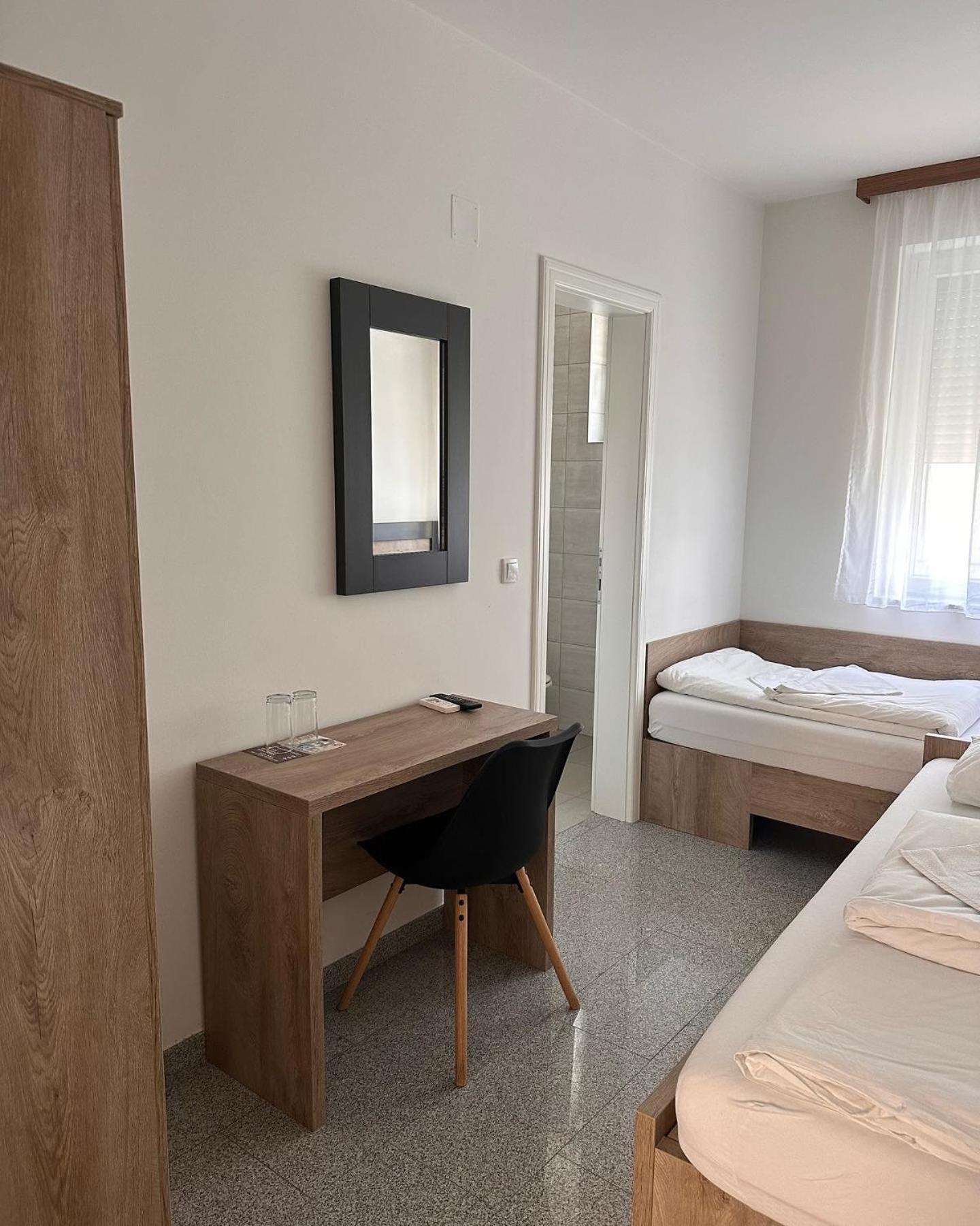 Motel Centar บิเยลยินา ภายนอก รูปภาพ