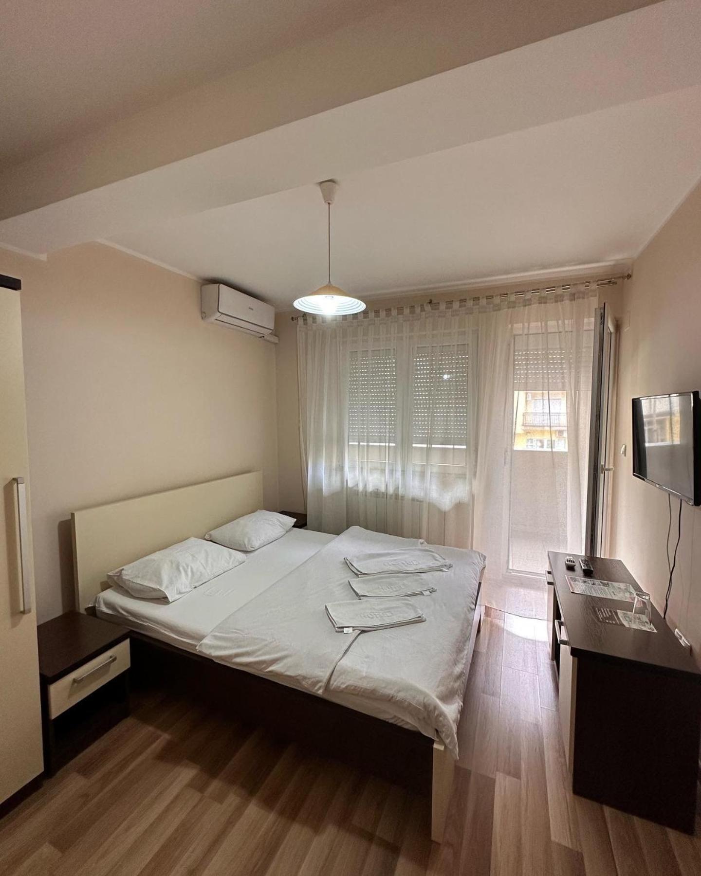 Motel Centar บิเยลยินา ภายนอก รูปภาพ