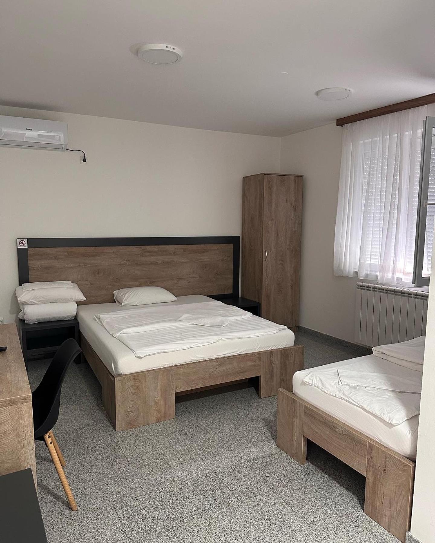 Motel Centar บิเยลยินา ภายนอก รูปภาพ
